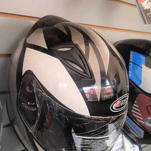 Capacetes de Diversas Marcas e Modelos em Lençóis Paulista por Dimotos