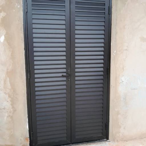 Portas de Alumínio por Vidraçaria Shalom | Vidraceiro José Carlos