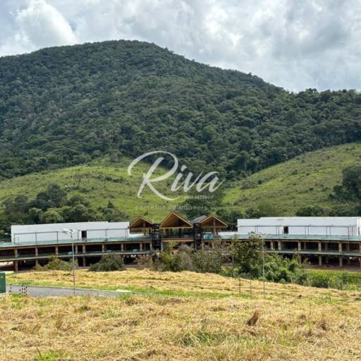 Terreno à Venda no Condomínio Portal Lamis – Atibaia/SP por Riva Imóveis a Venda Atibaia