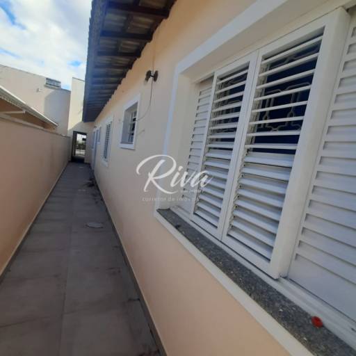 Casa à Venda no Jardim do Lago – Atibaia/SP em Atibaia, SP por Riva Imóveis a Venda Atibaia