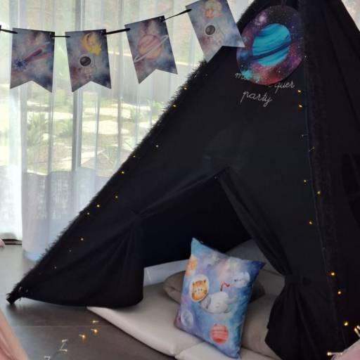 Festa do Pijama com cabanas - Tema Espaço