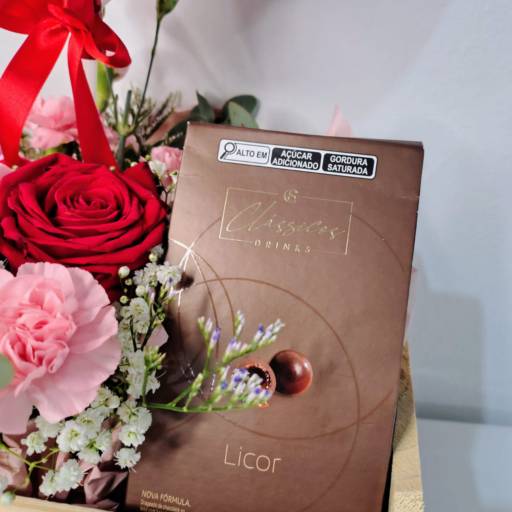 Cesta Desejo e Doçura por Floricultura As Flores da Carol - Vila A