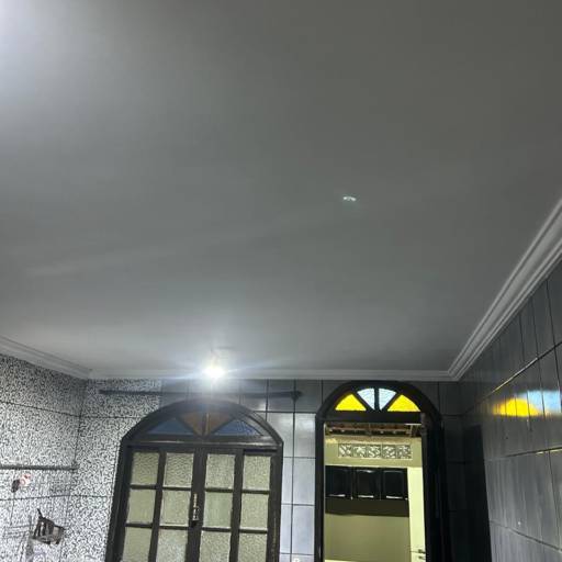 Pintura e Acabamento - Cliente Cláudio: Um Toque de Renovação em Guarapari por FB Pinturas e Acabamentos