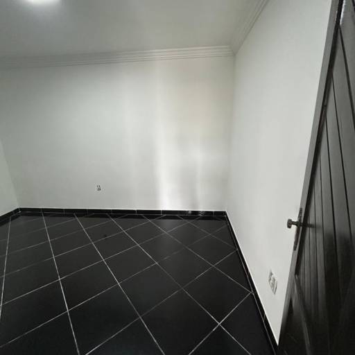 Pintura e Acabamento - Cliente Cláudio: Um Toque de Renovação em Guarapari por FB Pinturas e Acabamentos