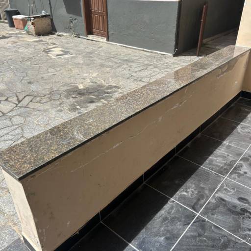 Pintura e Acabamento - Cliente Cláudio: Um Toque de Renovação em Guarapari por FB Pinturas e Acabamentos