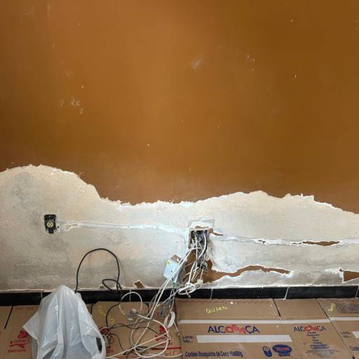 Pintura e Acabamento - Cliente Cláudio: Um Toque de Renovação em Guarapari por FB Pinturas e Acabamentos