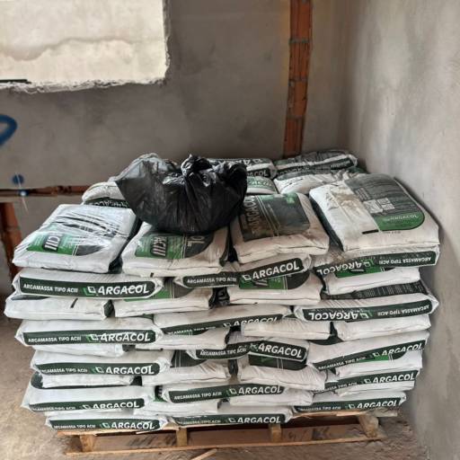 Entrega de Pisos e Revestimentos – Cliente Caue – Ninho Verde II por Alexandre Nicolella Porcelanatos