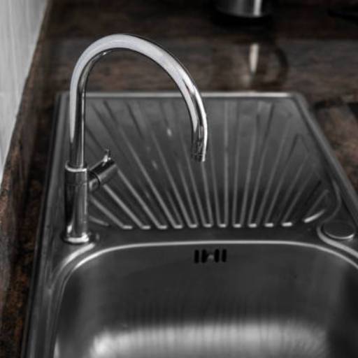 Pias em Aço Inox em Contagem – Resistência e Elegância para Seu Espaço por Nobre Metais Estruturas - Corrimão e Guarda-Corpo em Inox