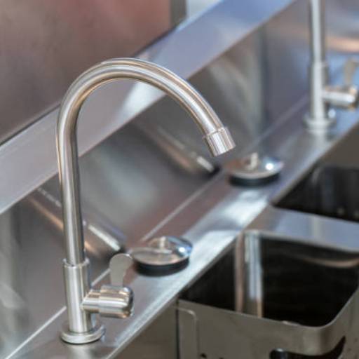 Tanques em Aço Inox em Contagem – Resistência, Higiene e Alta Durabilidade por Nobre Metais Estruturas - Corrimão e Guarda-Corpo em Inox