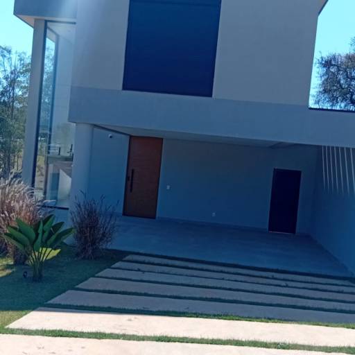 Casa Construída no Riviera de Santa Cristina XIII Setor Iate – Casa à Venda em SP por Casas Riviera 