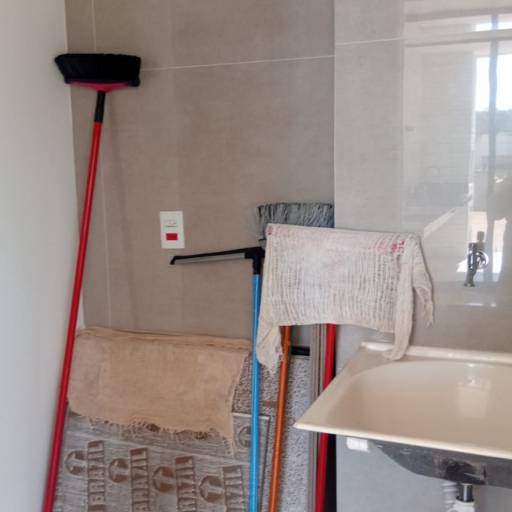 Casa Construída no Riviera de Santa Cristina XIII Setor Iate – Casa à Venda em SP por Casas Riviera 