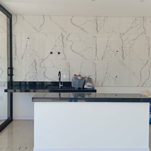 Casa Construída no Riviera de Santa Cristina XIII Setor Iate – Casa à Venda em SP por Casas Riviera 