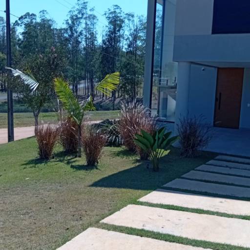 Casa Construída no Riviera de Santa Cristina XIII Setor Iate – Casa à Venda em SP por Casas Riviera 