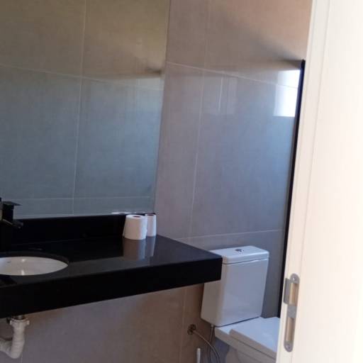 Casa Construída no Riviera de Santa Cristina XIII Setor Iate – Casa à Venda em SP por Casas Riviera 