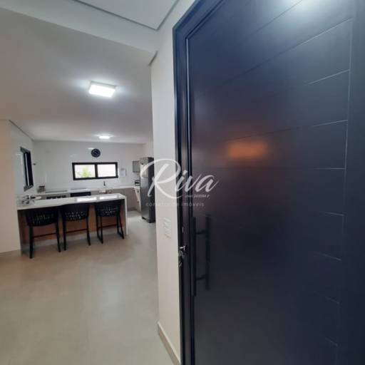 Casa à Venda no Condomínio Vila Carvalho – Vila Giglio, Atibaia/SP em Atibaia, SP por Riva Imóveis a Venda Atibaia