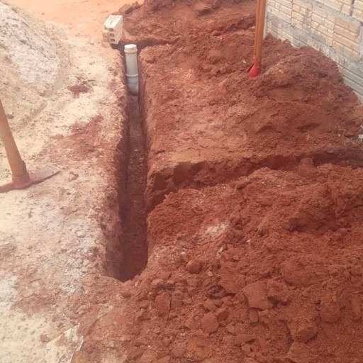 Construção de Piscinas com Qualidade e Eficiência em Santa Bárbara Resort Residence por Edvan Construções em Geral