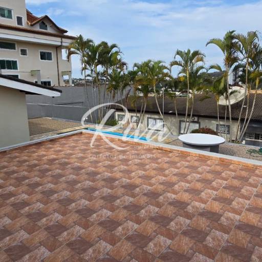 Casa à Venda no Jardim do Lago - Atibaia/SP em Atibaia, SP por Riva Imóveis a Venda Atibaia