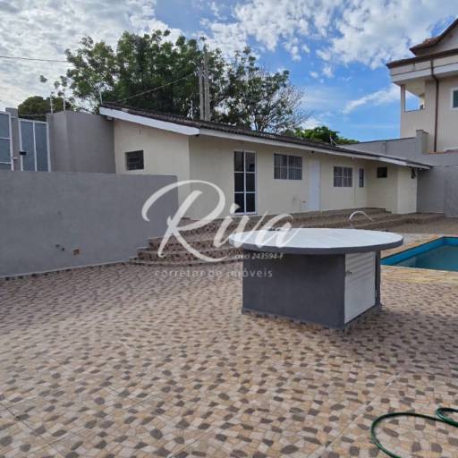 Casa à Venda no Jardim do Lago - Atibaia/SP em Atibaia, SP por Riva Imóveis a Venda Atibaia