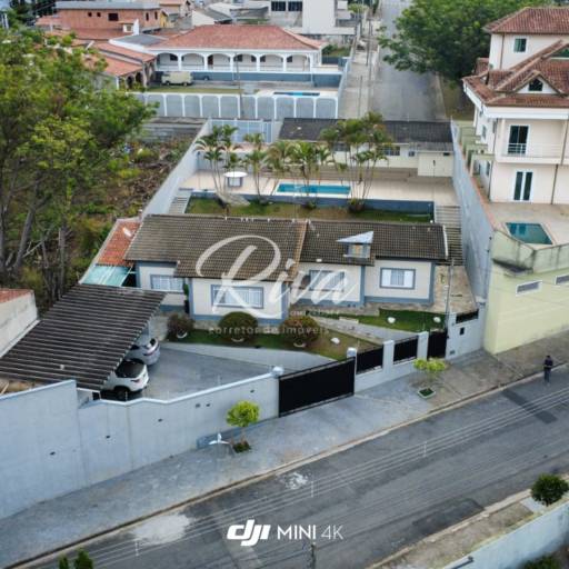 Casa à Venda no Jardim do Lago - Atibaia/SP em Atibaia, SP por Riva Imóveis a Venda Atibaia