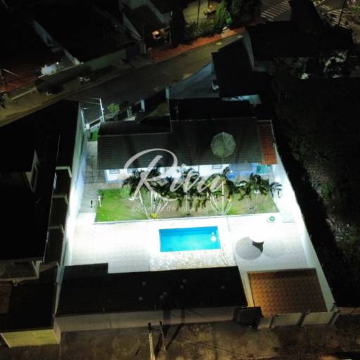 Casa à Venda no Jardim do Lago - Atibaia/SP em Atibaia, SP por Riva Imóveis a Venda Atibaia