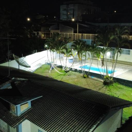 Casa à Venda no Jardim do Lago - Atibaia/SP em Atibaia, SP por Riva Imóveis a Venda Atibaia
