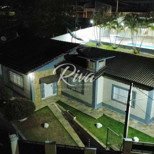 Casa à Venda no Jardim do Lago - Atibaia/SP em Atibaia, SP por Riva Imóveis a Venda Atibaia