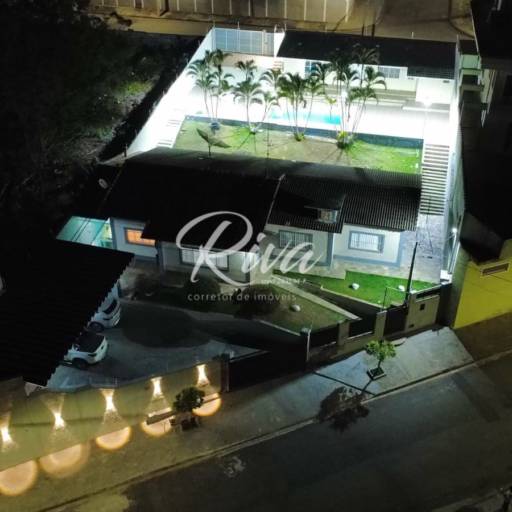 Casa à Venda no Jardim do Lago - Atibaia/SP em Atibaia, SP por Riva Imóveis a Venda Atibaia