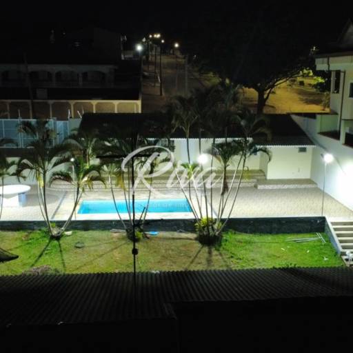 Casa à Venda no Jardim do Lago - Atibaia/SP por Riva Imóveis a Venda Atibaia