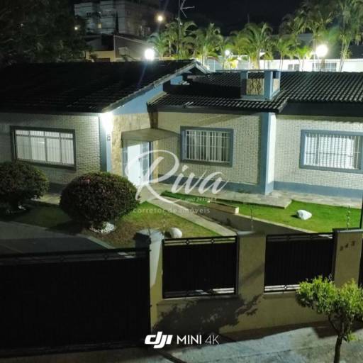 Casa à Venda no Jardim do Lago - Atibaia/SP por Riva Imóveis a Venda Atibaia