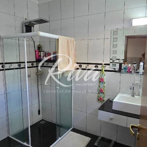 Casa à Venda no Jardim do Lago - Atibaia/SP por Riva Imóveis a Venda Atibaia