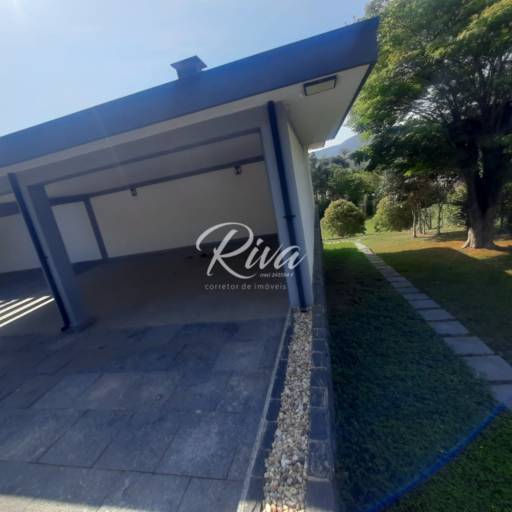 Casa à Venda na Vila Santista - Atibaia/SP em Atibaia, SP por Riva Imóveis a Venda Atibaia