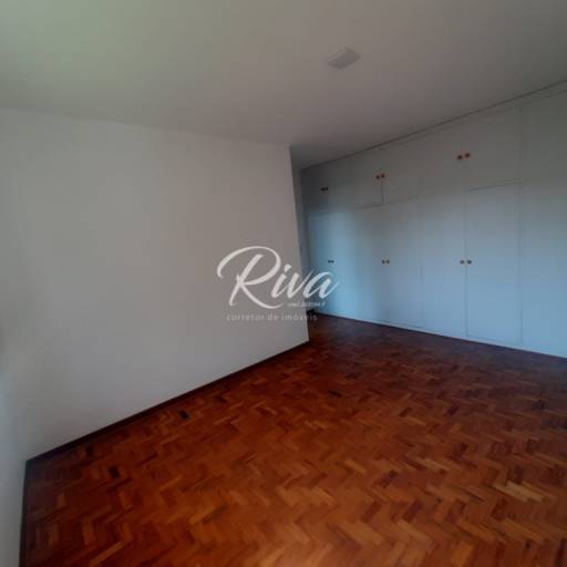 Casa à Venda na Vila Santista - Atibaia/SP em Atibaia, SP por Riva Imóveis a Venda Atibaia