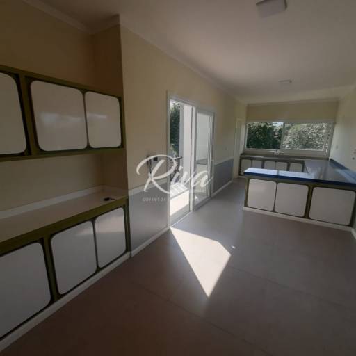 Casa à Venda na Vila Santista - Atibaia/SP por Riva Imóveis a Venda Atibaia