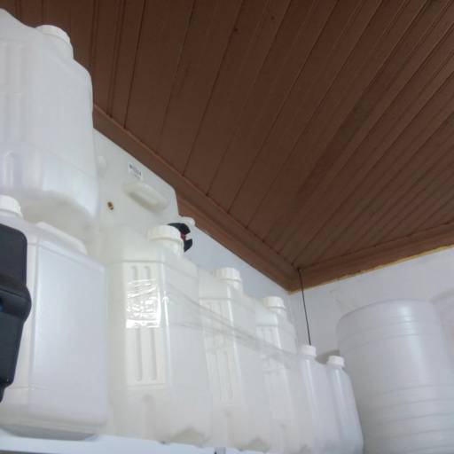 Bombonas/Galões 5L, 10L, 20L e 50L: Praticidade e Versatilidade para Suas Necessidades em São Sebastião/SP