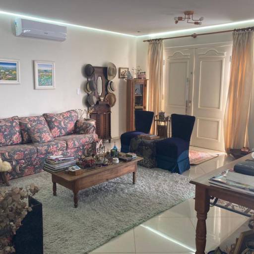 Casa à venda  em Avaré, SP por Imobiliária Avareense