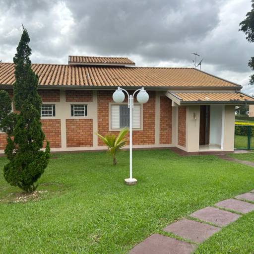 CASA À VENDA ( Condomínio Fechado) em Avaré, SP por Imobiliária Avareense