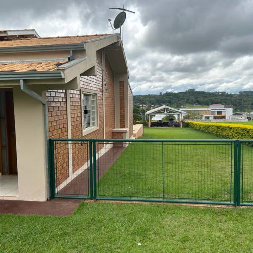 CASA À VENDA ( Condomínio Fechado) em Avaré, SP por Imobiliária Avareense