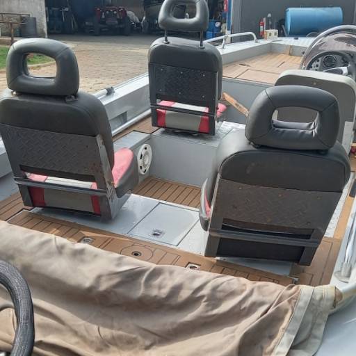 Lancha Metalglass Quest 195