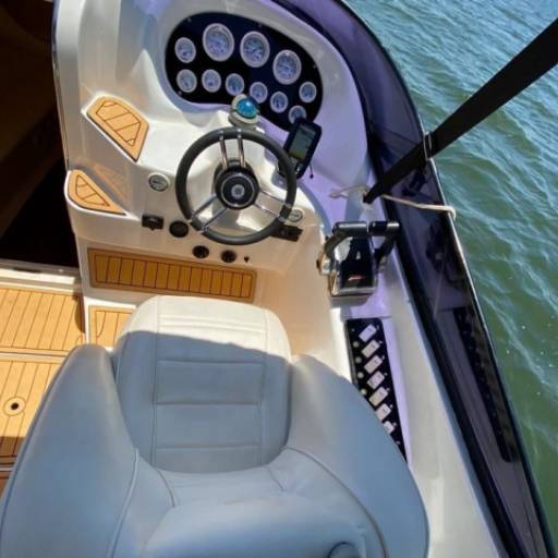 Lancha Runner 335 por Guia de Pesca Esportiva 