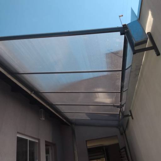 Cobertura de Policarbonato: Durabilidade e Estilo em Avaré por RR Toldos, Lonas e Coberturas 