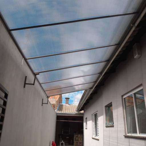 Cobertura de Policarbonato: Durabilidade e Estilo em Avaré por RR Toldos, Lonas e Coberturas 