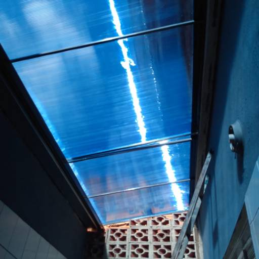 Cobertura em Policarbonato Azul: Durabilidade e Estilo em Avaré por RR Toldos, Lonas e Coberturas 