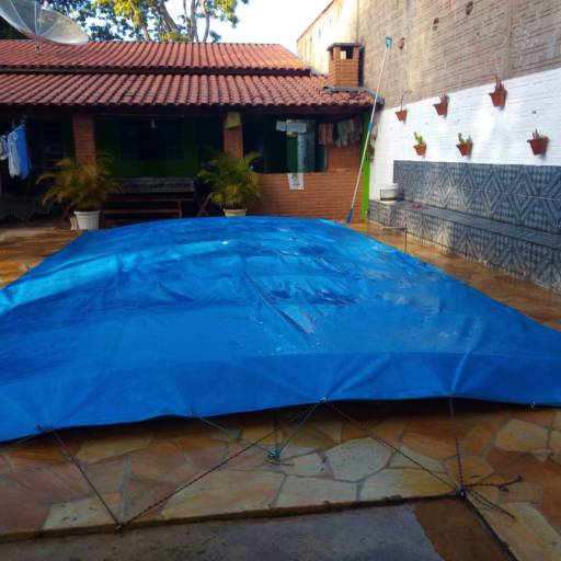 Capa para Piscina: Proteção e Economia - Avaré por RR Toldos, Lonas e Coberturas 