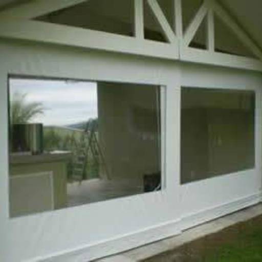 Toldo Cortina com Visor – Proteção Versátil e Elegância para Ambientes em Avaré por RR Toldos, Lonas e Coberturas 