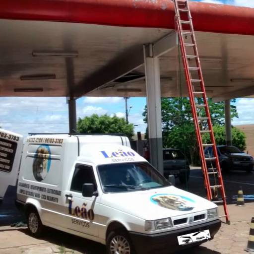 Desentupimento de calha por Leão Desentupidora