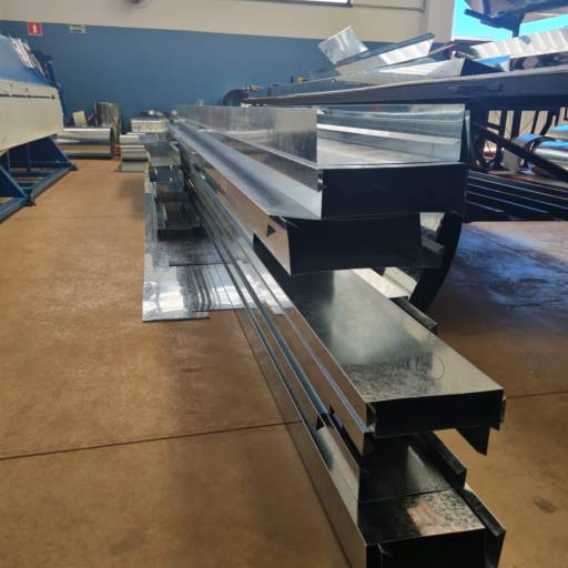 Calhas e Rufos - Proteção e Durabilidade para Sua Construção em Lençóis Paulista em Lençóis Paulista, SP por Paulista Calhas e Telhas