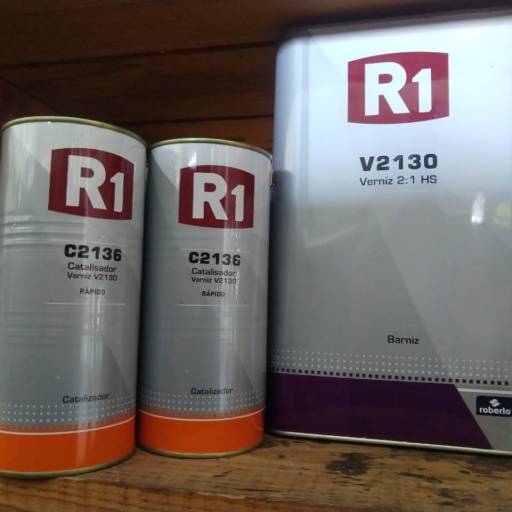 Verniz Pu V2130 alto sólidos catálise 2:1 + diluição de 20 a 30% diluente Pu por Cia das Tintas