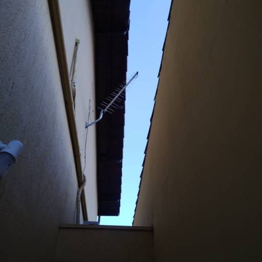 Antena Proeletronic 38 elementos instalada para dois pontos no bairro Vila Pires Santo André em 22/10/2025 por Luiz Carlos Antenista