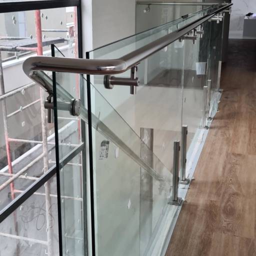 Corrimão e Guarda-Corpo em Inox – Segurança com Estilo em Lençóis Paulista