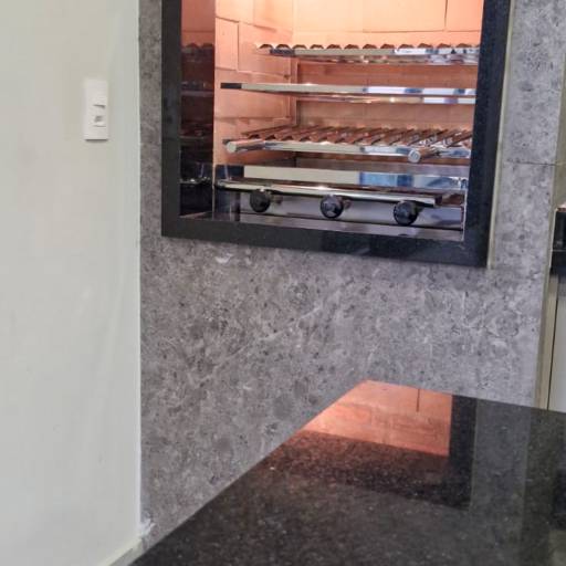 Churrasqueira a Gás em Inox – Praticidade e Elegância para o Seu Espaço Gourmet por MW Inox Fabricação e Polimento Industrial